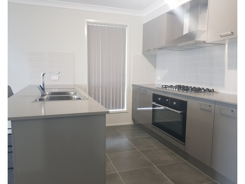 9 Adele Close, Nowra NSW 2541
