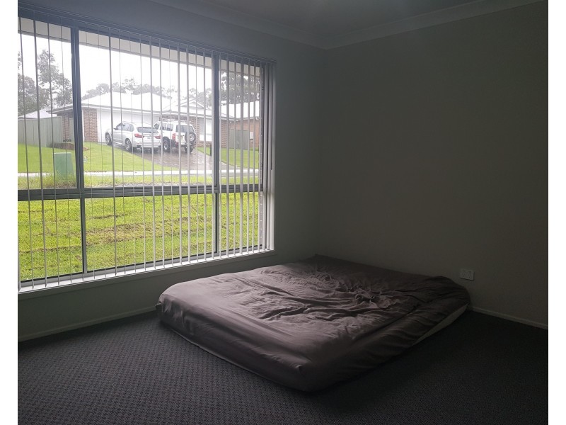 9 Adele Close, Nowra NSW 2541