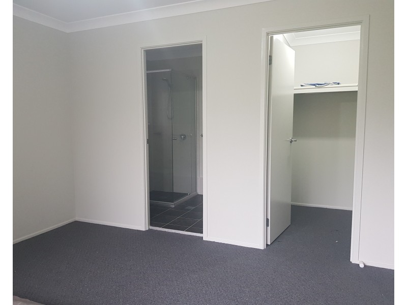9 Adele Close, Nowra NSW 2541
