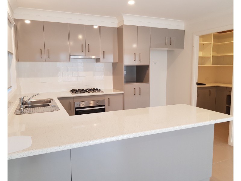 4/57 Hillcrest Avenue, South Nowra NSW 2541