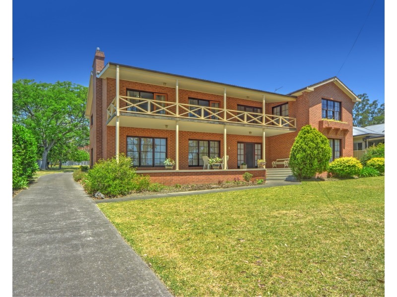 6 Worrigee Street, Nowra NSW 2541