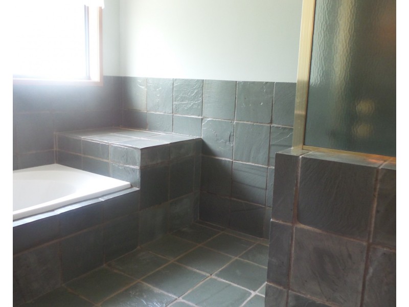 6 Worrigee Street, Nowra NSW 2541