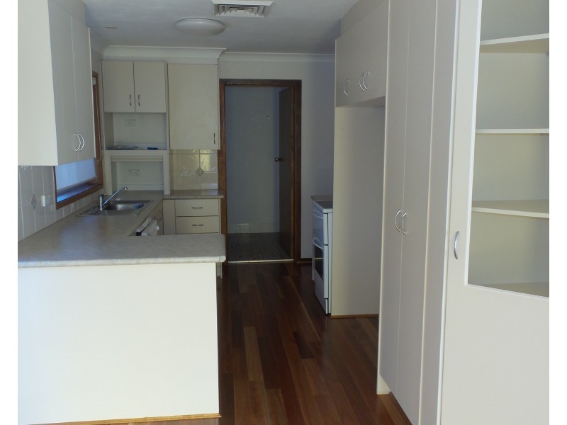 3 Ambassador Avenue, North Nowra NSW 2541
