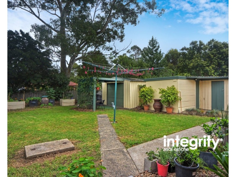 27 McDonald Avenue, Nowra NSW 2541