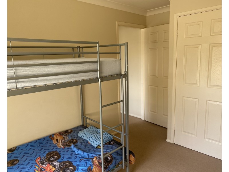 5 Guinea Flower Crescent, Worrigee NSW 2540