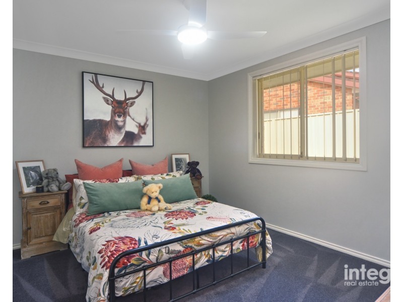 17 Asteria Street, Worrigee NSW 2540