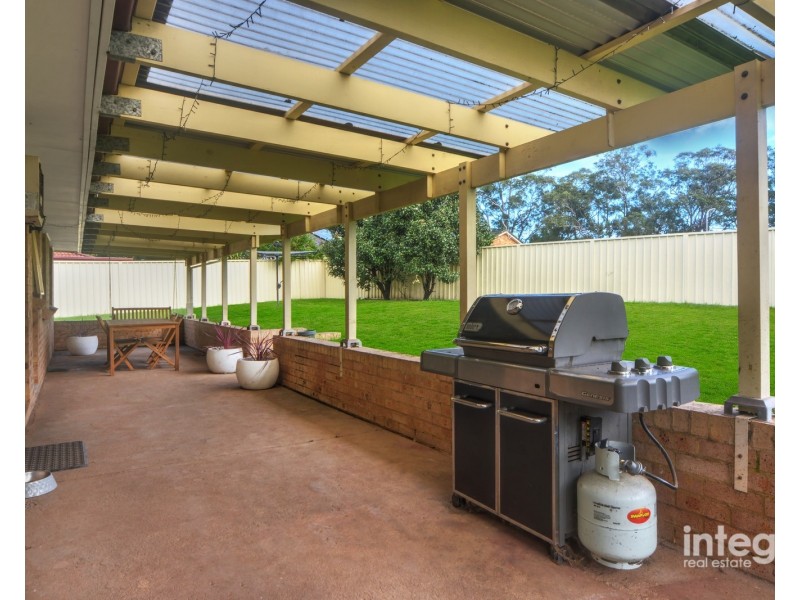 17 Asteria Street, Worrigee NSW 2540