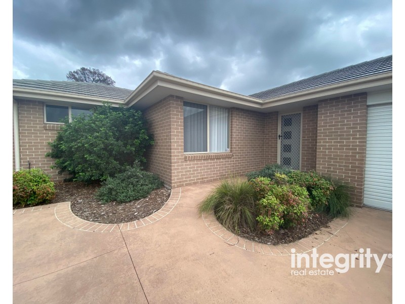2/123A Meroo Road, Bomaderry NSW 2541