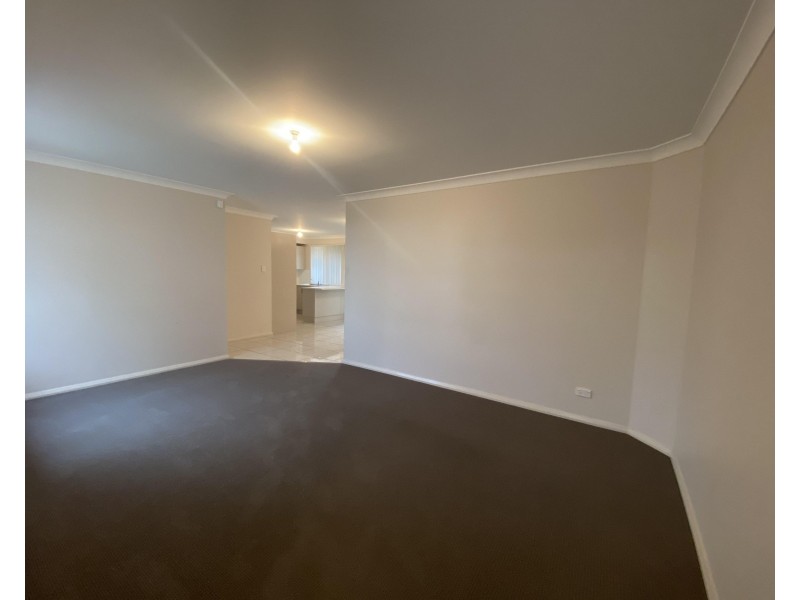 2/123A Meroo Road, Bomaderry NSW 2541