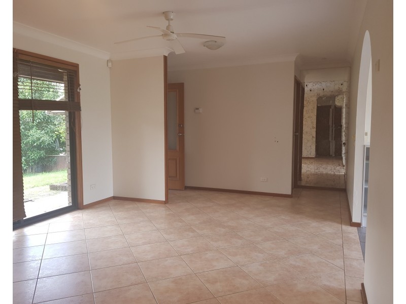32 Park Road, Nowra NSW 2541