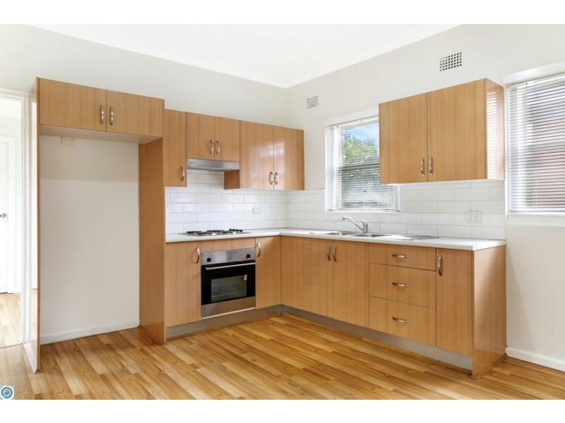 14 Lee Street, Warrawong NSW 2502