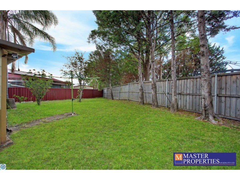 11 Hoad Place, Berkeley NSW 2506