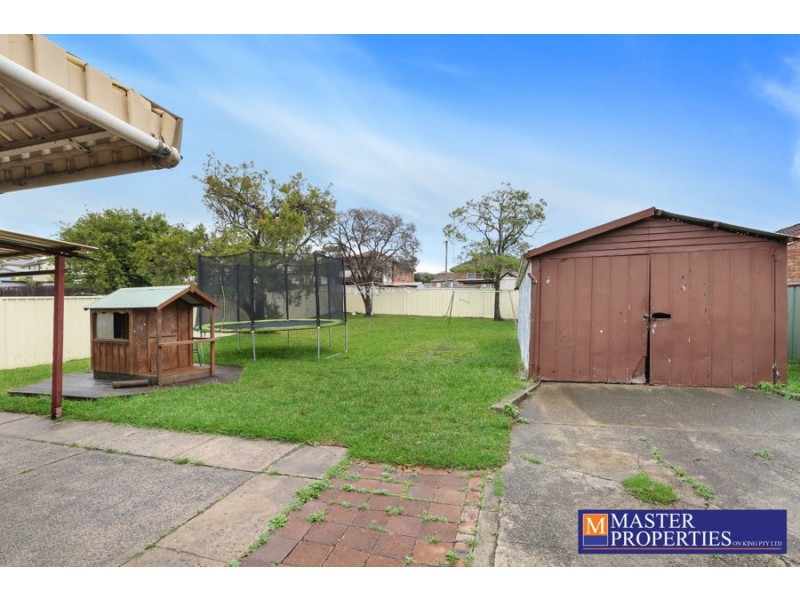 210 Northcliffe Drive, Warrawong NSW 2502