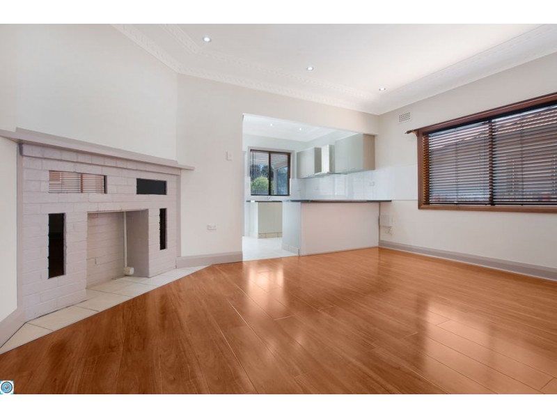 2/180 Corrimal Street, Wollongong NSW 2500