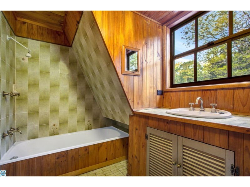 36-38 Avon Parade, Mount Kembla NSW 2526