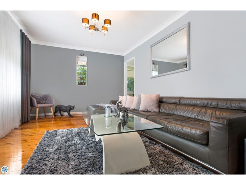 68 The Esplanade, Oak Flats NSW 2529