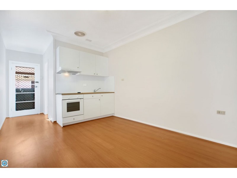 2/3 Hay Street, Gwynneville NSW 2500
