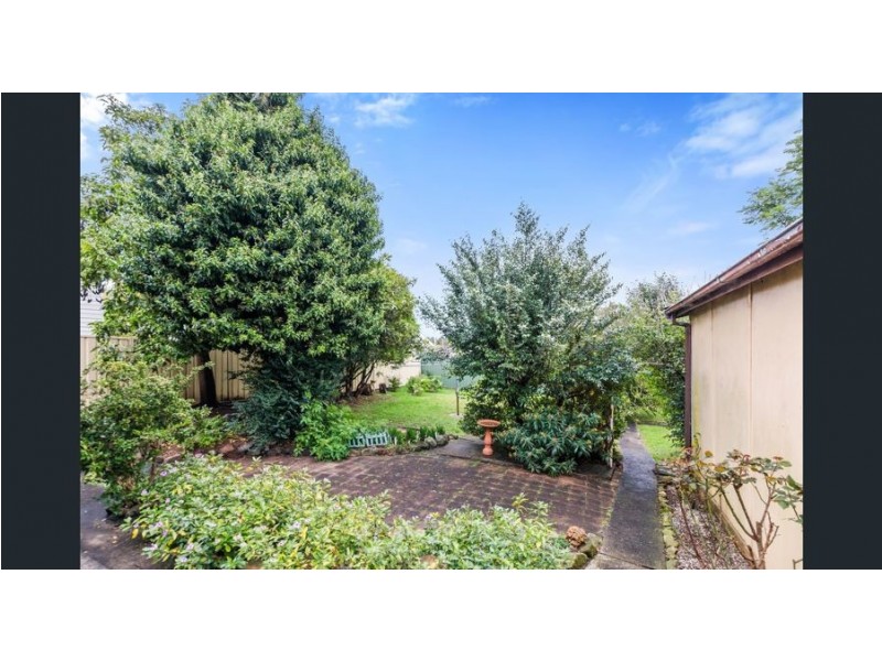 14 LONDON STREET, Berkeley NSW 2506