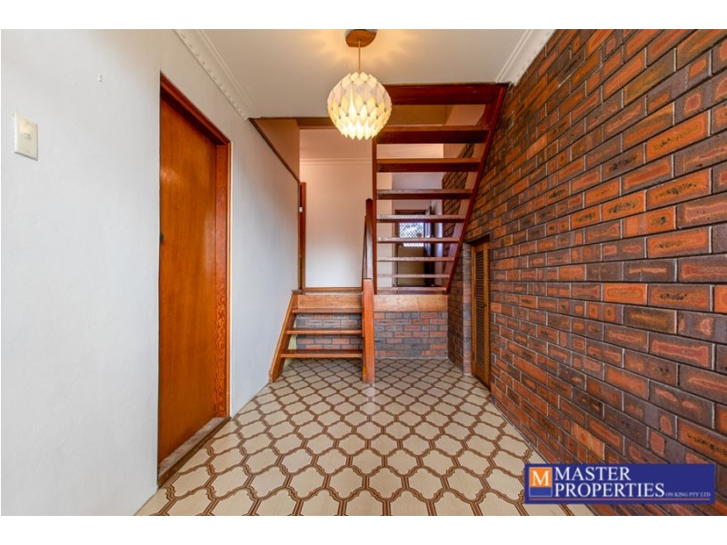 60 Vermont Rd, Warrawong NSW 2502