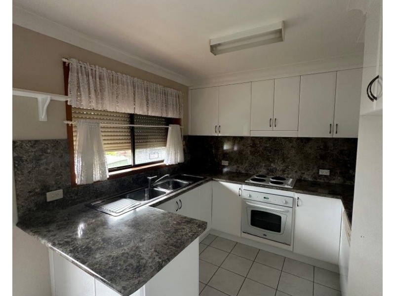 1 Susan Place, Farmborough Heights NSW 2526