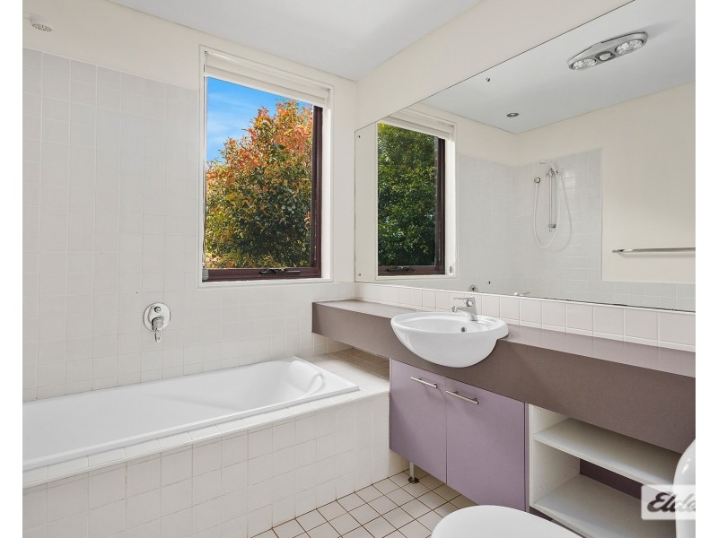 3B Aberdare Place, Farmborough Heights NSW 2526