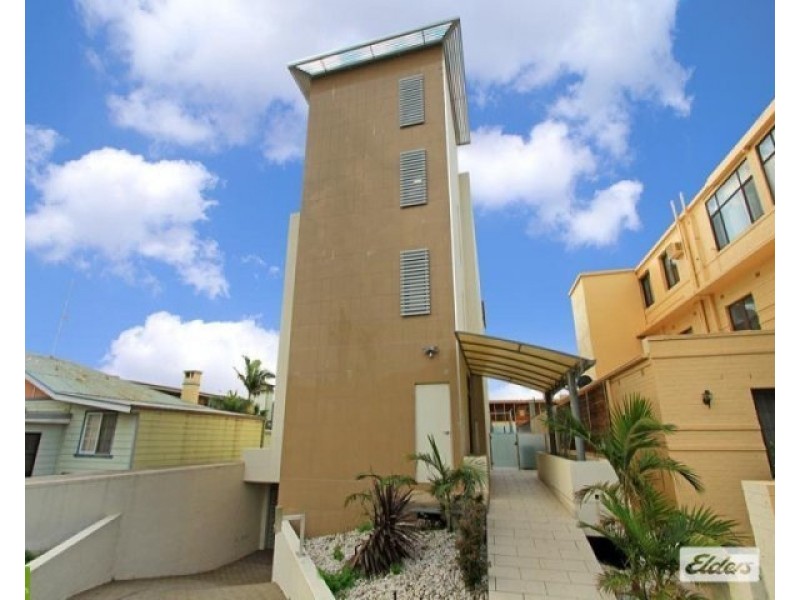 3/32 Bourke Street, North Wollongong NSW 2500