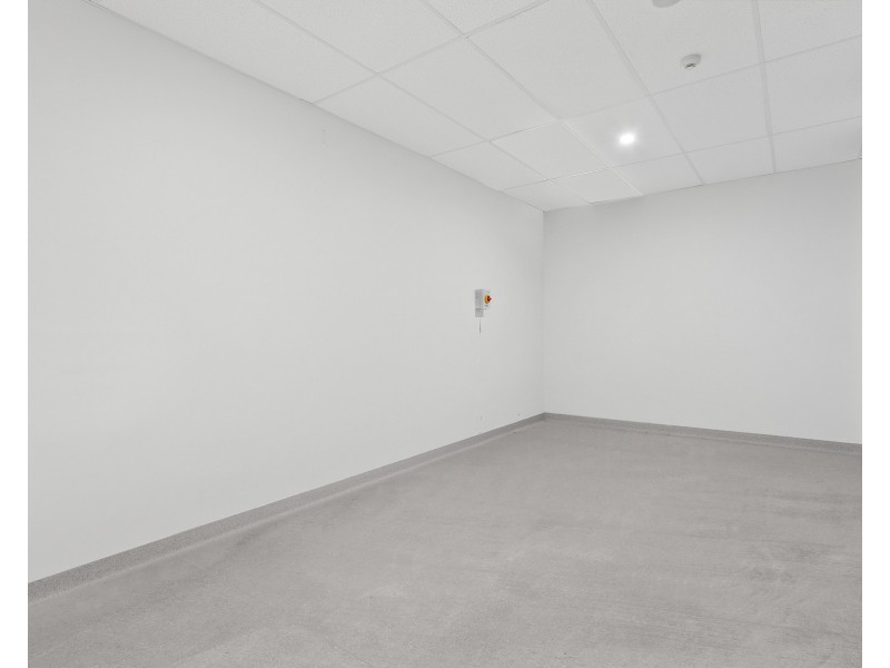 2/210 Cowper Street, Warrawong NSW 2502