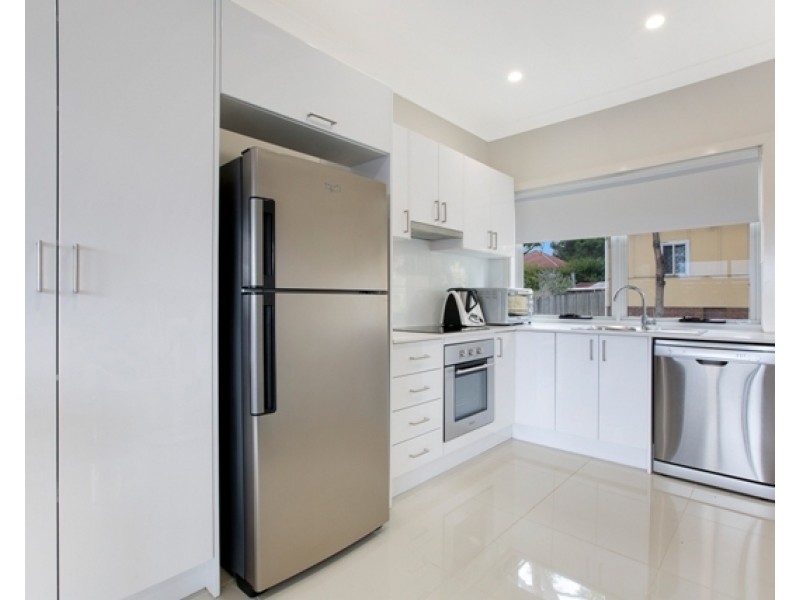 7/37 Bridge Street, Coniston NSW 2500