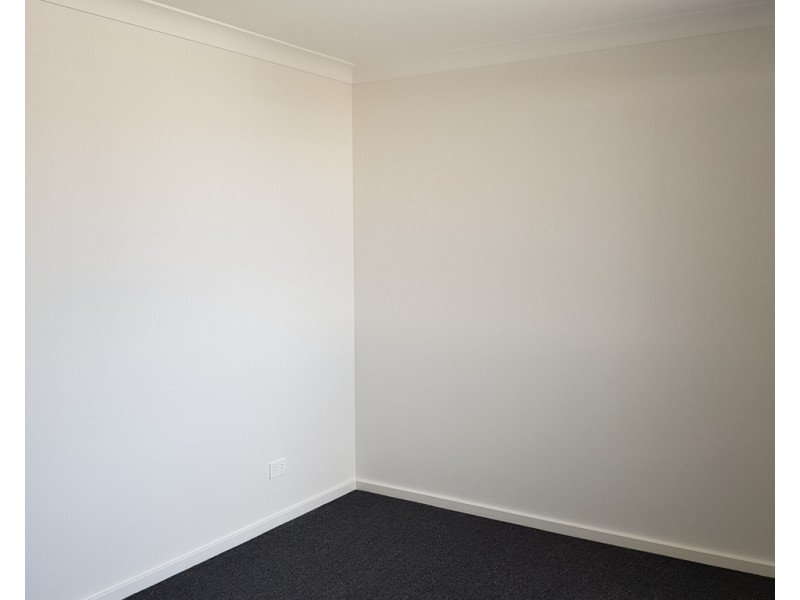 2/91 College Place, Flinders NSW 2529