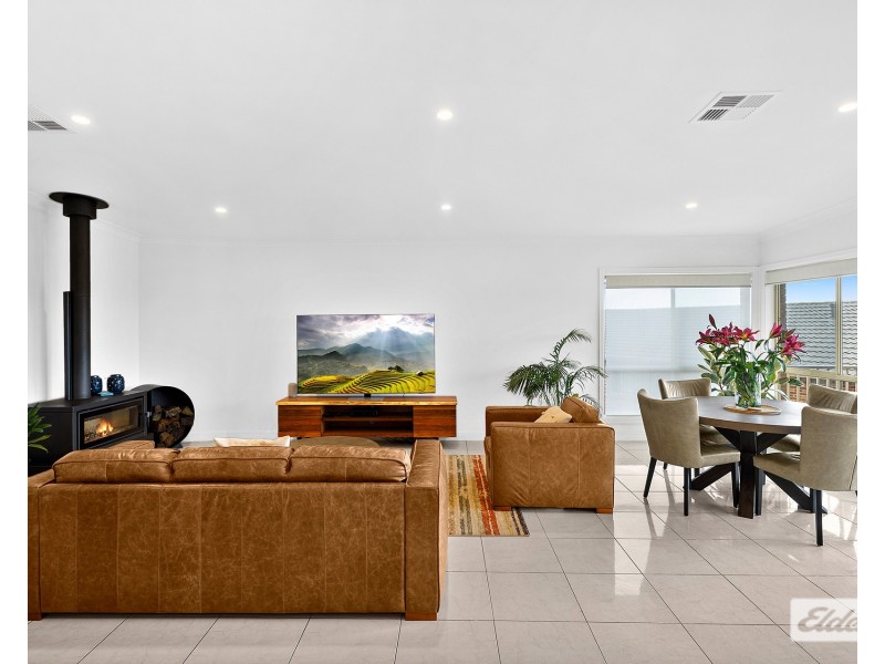 3 Agnew Close, Balgownie NSW 2519