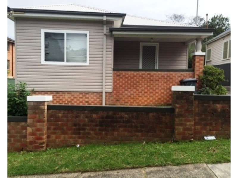 2/6 Mangerton Road, Wollongong NSW 2500