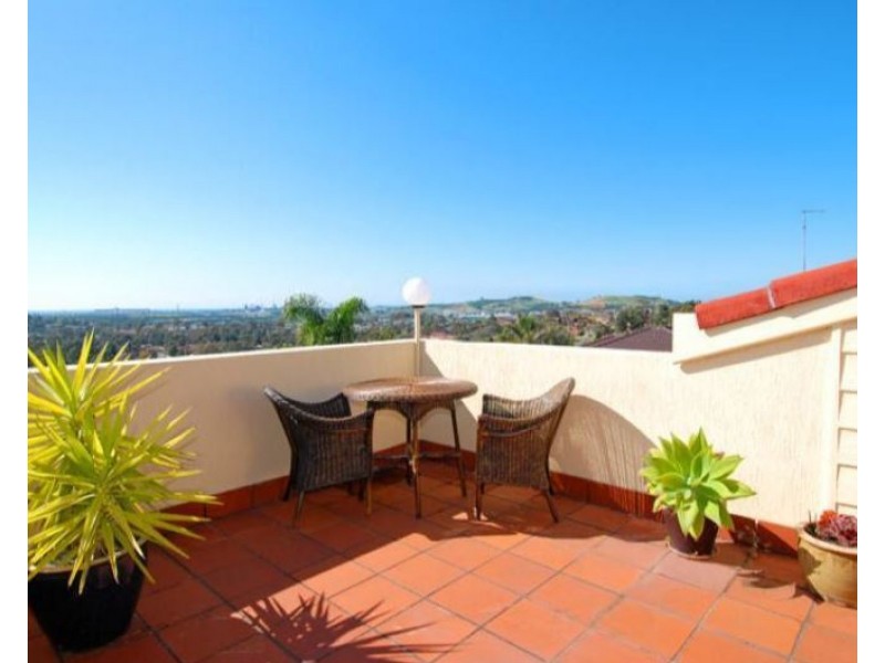 85 Derribong Drive, Cordeaux Heights NSW 2526