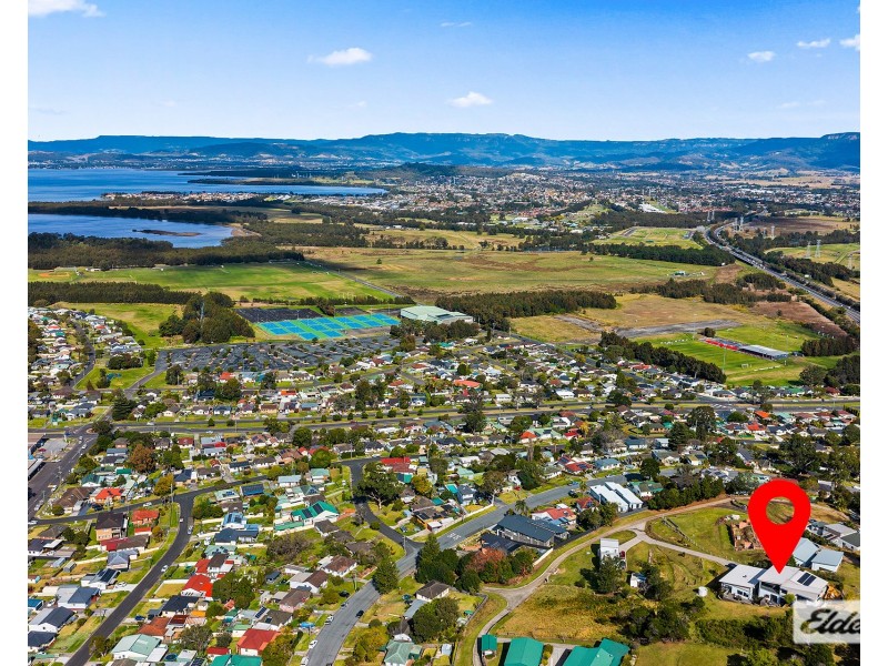 2/62e Nottingham Street, Berkeley NSW 2506