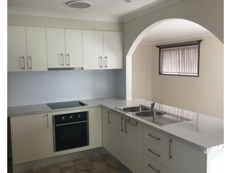 34 Fairloch Avenue, Farmborough Heights NSW 2526