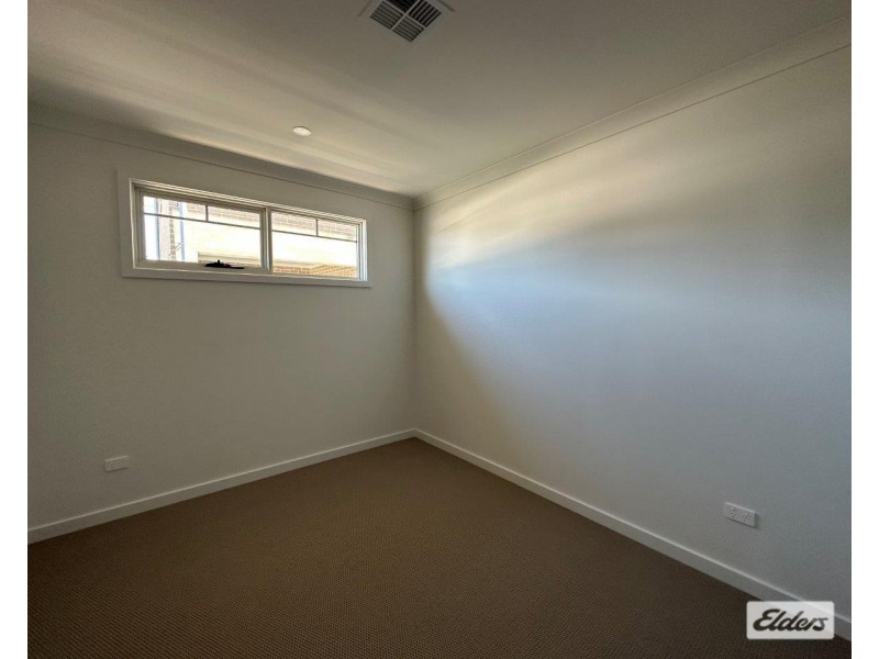 43 Stewards Drive, Kembla Grange NSW 2526