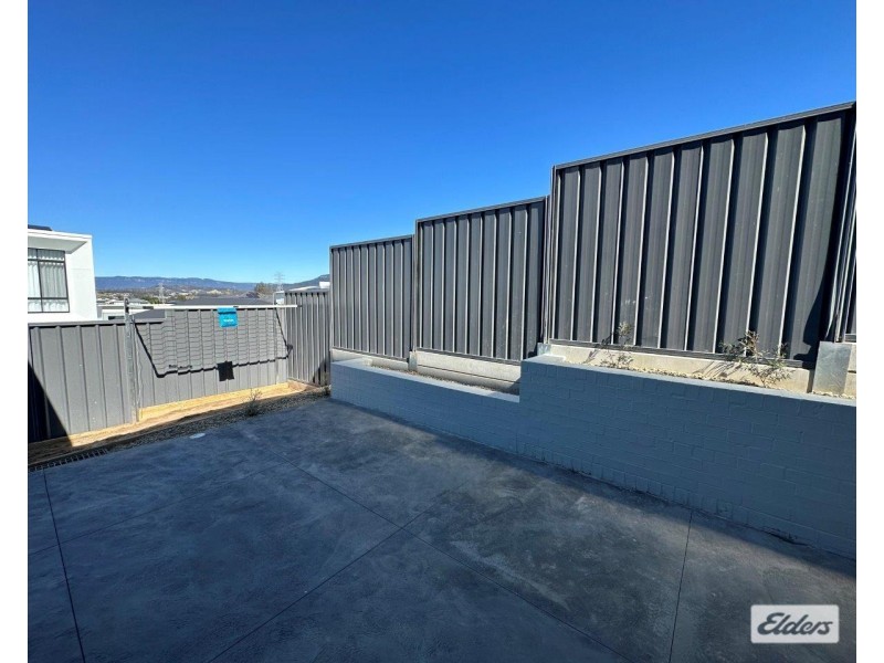 43 Stewards Drive, Kembla Grange NSW 2526