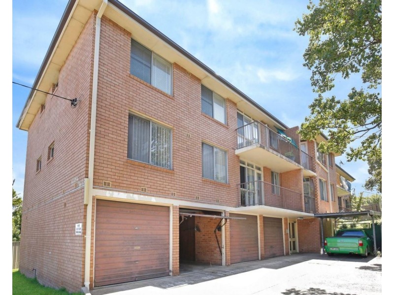 14/142 Gladstone Avenue, Coniston NSW 2500