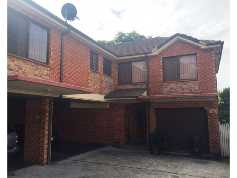 4/18 Loftus Street, Wollongong NSW 2500