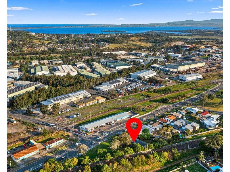 164 Princes Highway, Unanderra NSW 2526