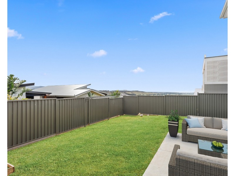 38 Oak Farm Road, Calderwood NSW 2527