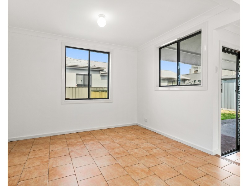 25 Korrongulla Crescent, Primbee NSW 2502