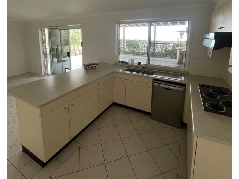 25 Cadigan Place, Dapto NSW 2530