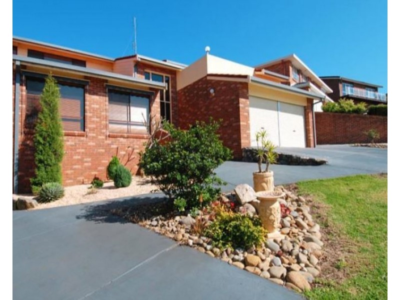 85 Derribong Drive, Cordeaux Heights NSW 2526