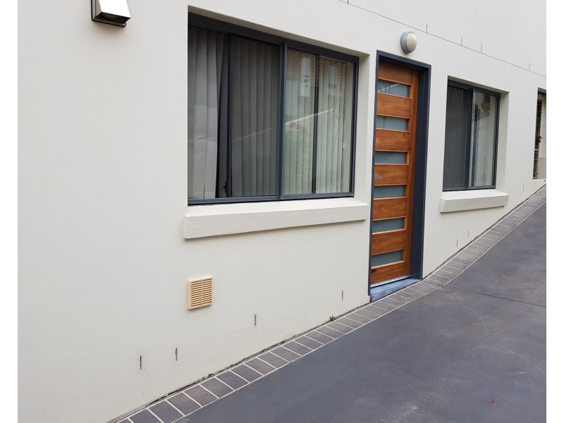 1/30 Cochrane Street, West Wollongong NSW 2500