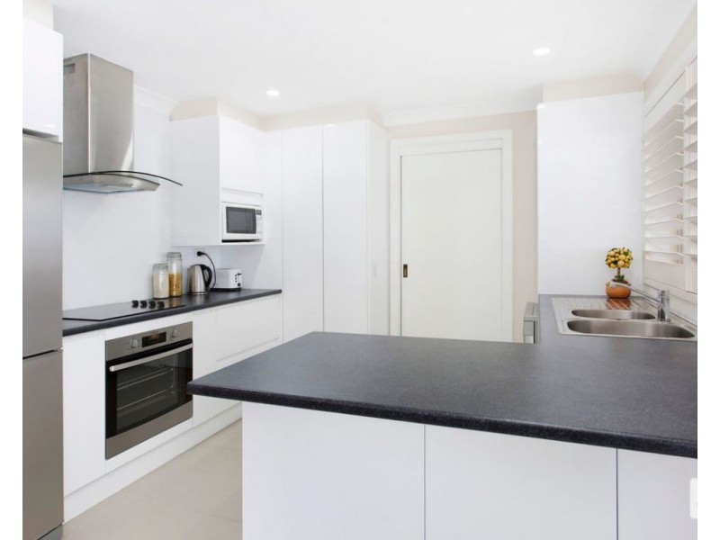 4/1-3 Owen Park Road, Bellambi NSW 2518