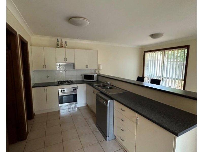 2/27 Cordeaux Road, Cordeaux Heights NSW 2526