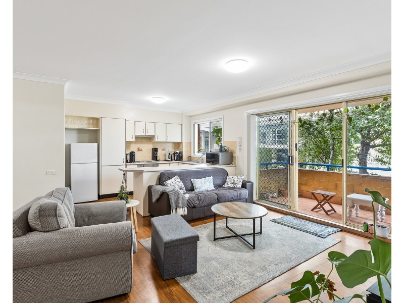 4/7 Regent Street, Wollongong NSW 2500
