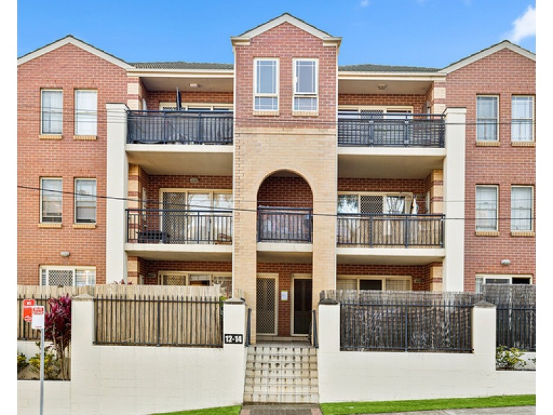 14/12-14 Gladstone Avenue, Wollongong NSW 2500