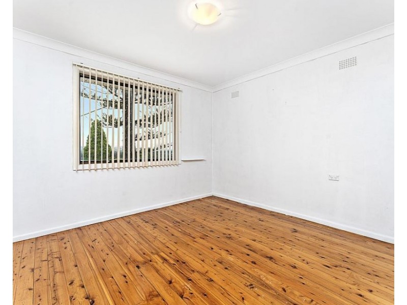 30 Cumberland Street, Berkeley NSW 2506