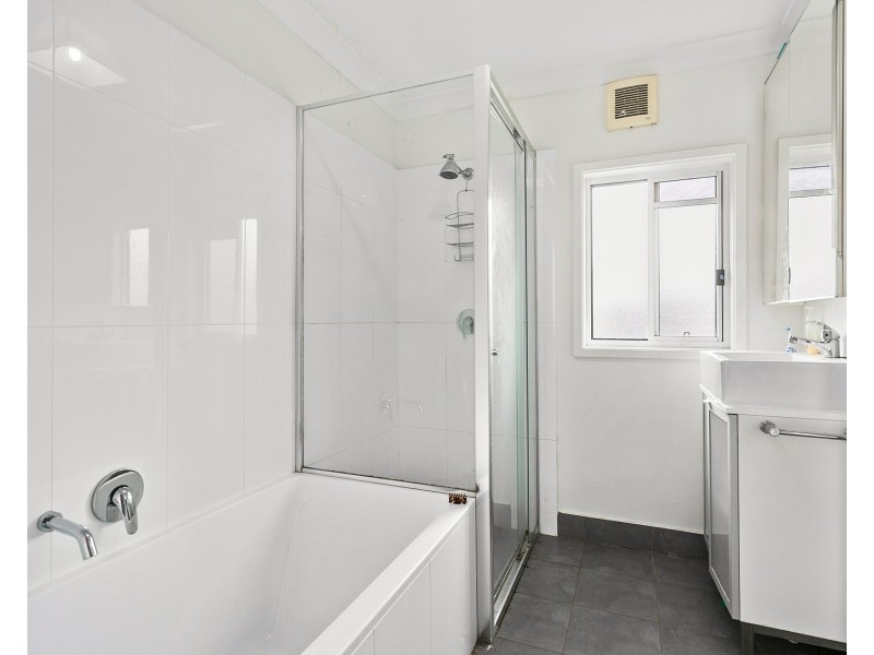 30 Mt Keira Road, Wollongong NSW 2500